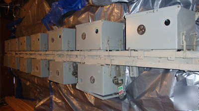 Siemens sentron 400 amp end tap / 13 fused disconnects