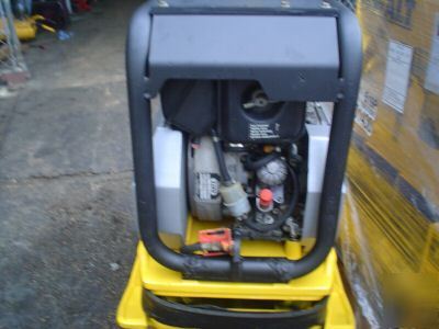 Wacker DPU5045H diesel reversible plate compactor