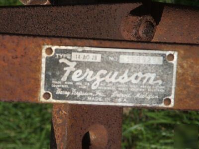 Ferguson 3-bottom 3-point plow, no 
