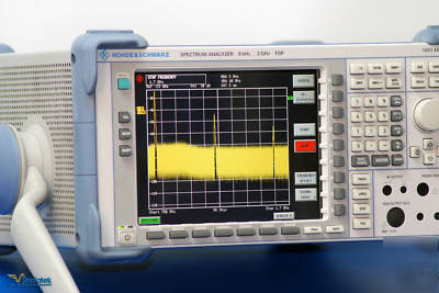 Rohde & schwarz r&s FSP3 spectrum analyzer 3GHZ with B4