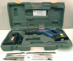 Ryobi 18V reciprocating saw w/case ~ RJC181