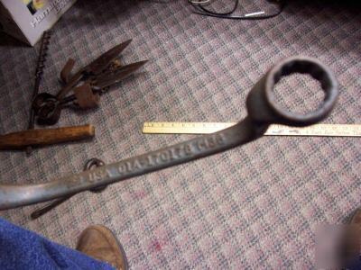 Ford tractor 8N sparkplug headbolt wrench orgina paint 