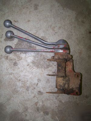 Hydraulic levers for farmall 400, 450