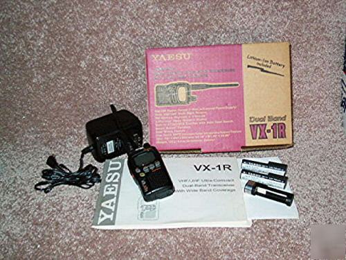 Yaesu vx-1R wide band vhf/uhf ham radio transceiver