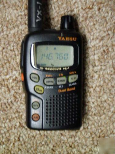 Yaesu vx-1R wide band vhf/uhf ham radio transceiver