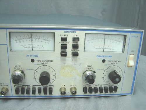 Eg&g princeton applied research 5204 lock-in analyzer