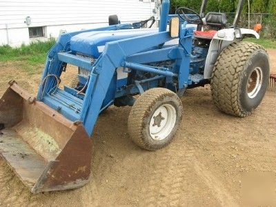 1986 ford 1910 4WD tractor/loader