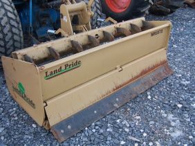 Like new 367: landpride MR3572 3PT heavy duty box blade