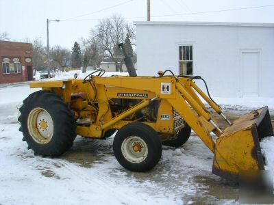 Ihc 3414 industrial tractor loader