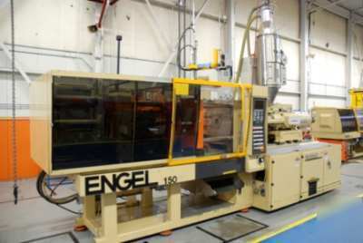 150 ton, 10.3 oz. engel injection molding machine '99