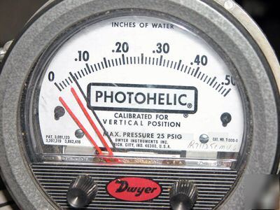 Dwyer photohelic differential pressure gage switch 3000