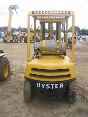 Hyster 6000# rough terrain forklift pneumatic tire ,lp