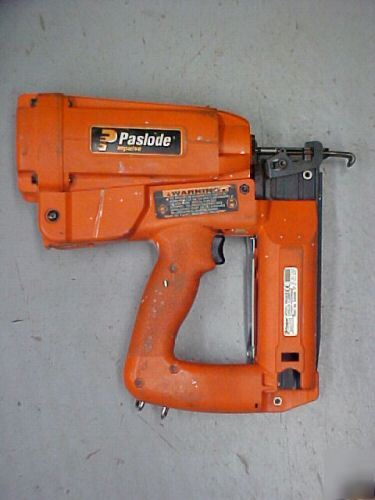 Paslode IM250 ii 900400 cordless 16 gauge finish nailer