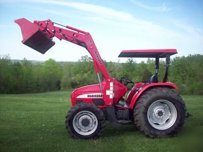 Nice 2007 manhindra 7520 4X4 w/ML275 loader & joystick