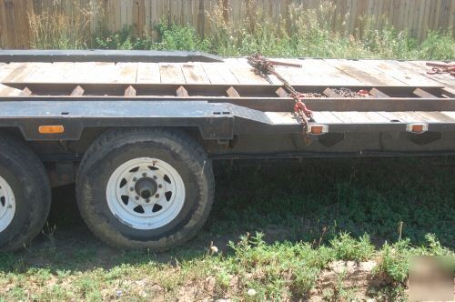 2004 20' flatbed gooseneck flatbed trailer