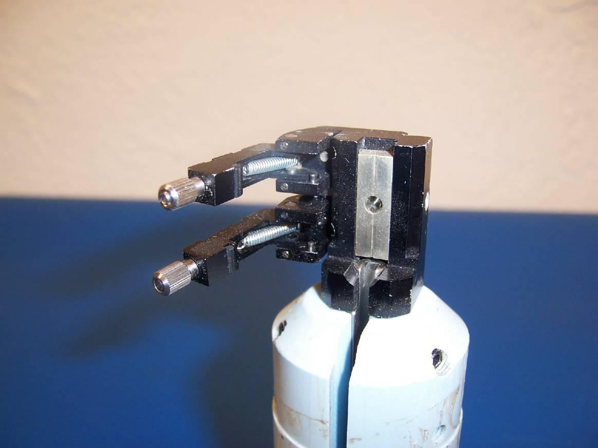 Fiber holder+++ small fiber optics holder w/ adjustment