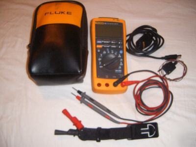 Fluke 189 true rms multimeter w/access. and case ~mint~