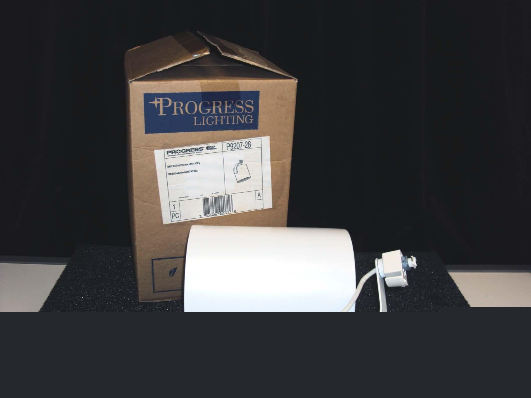 New progress white track light P9207 ** **