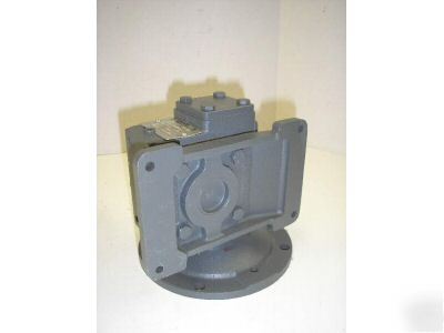 New winsmith D90 se 913MDV 30:1 gear reducer .31 hp 