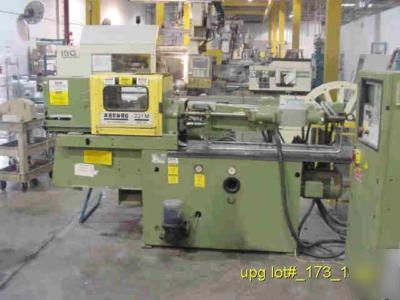 30 ton, 1.4 oz. arburg injection molding machine '96