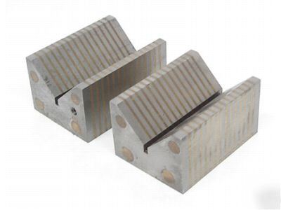 Precision pair of steel v-blocks / v blocks / vee