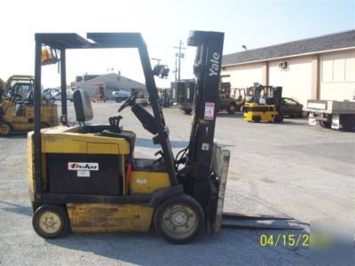 1996 yale electric 5000LB. forklift #0237 