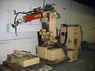 Cincinnati milacron industrial robot t 3 model 770