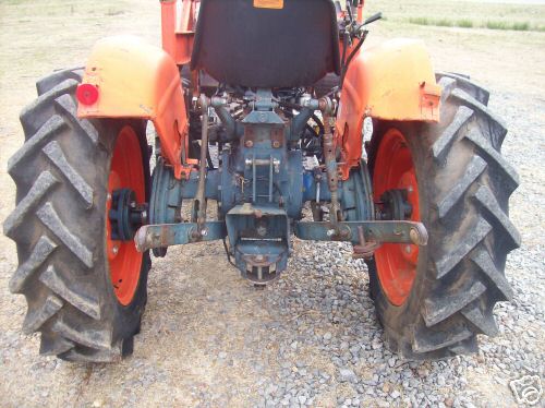 Kubota L245 dt 4X4 25HP diesel tractor w/ loader 