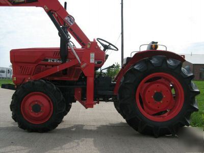 Nice zen-noh 31HP 3CYL 4X4 tractor & loader low