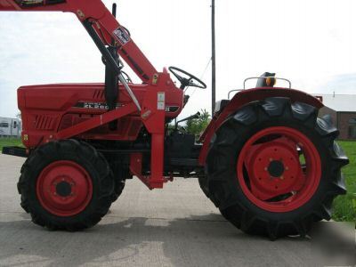 Nice zen-noh 31HP 3CYL 4X4 tractor & loader low 