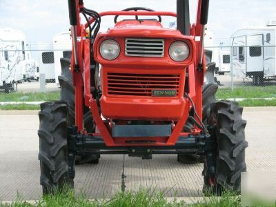 Nice zen-noh 31HP 3CYL 4X4 tractor & loader low 
