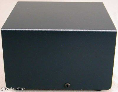 Pm-30 swr/wattmeter 1.8-60 mhz peak/avg 300/3000 watts 
