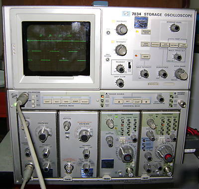 Tektronix 7834 2 channel oscilloscope w/4 plug module