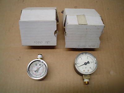 Two 2 duro-united 15-400FG-01L-0/15 liquid filled gauge