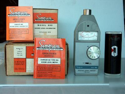 Like new simpson sound level meter & calibrator in box 