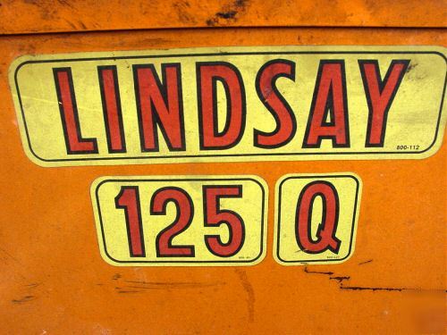 Lindsay 125 q tow behind air compressor-lights-low hrs 