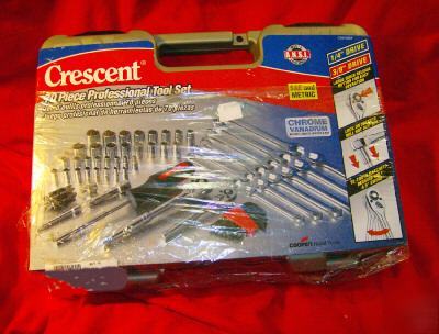 New crescent 70PC tool set usa, metric & sae 