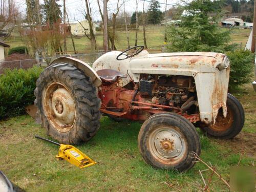 1950's era ford power master 800 series tractor