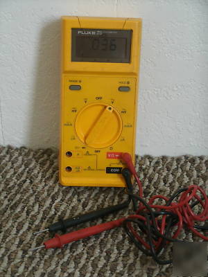 Fluke 25 rugged ddm digital multimeter W2 leads 