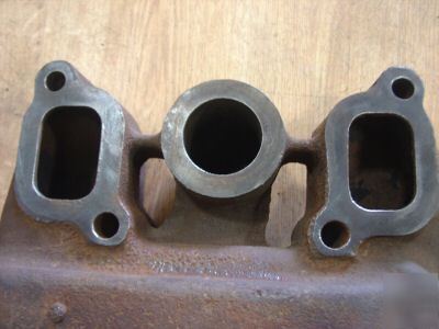 John deere late a gasoline manifold A4039R