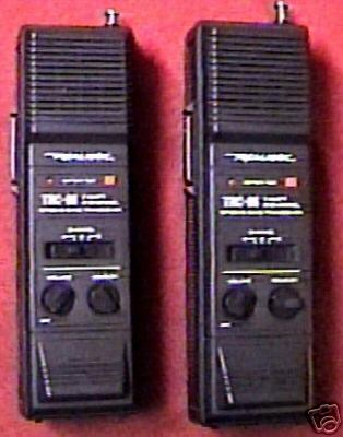 2 realistic trc-86 3 channel walkie talkies