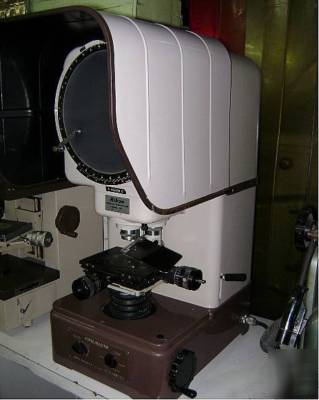 Nikon 6C vert beam profile projector optical comparator