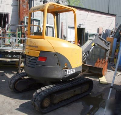 '05 volvo mini-excavator low hrs model ECR28 - reduced 