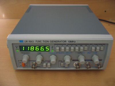 New 10MHZ signal/ function generator,audio,freq counter