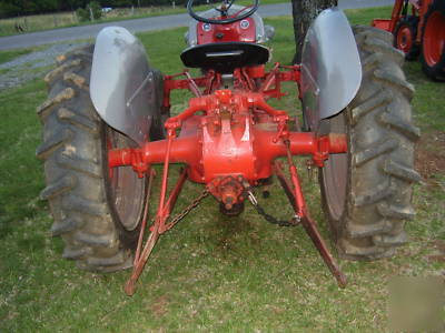 New ford 8N tractor 4 tires runs good in good condition