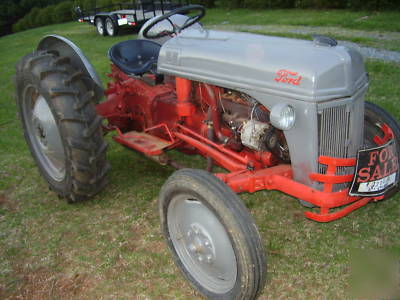 New ford 8N tractor 4 tires runs good in good condition