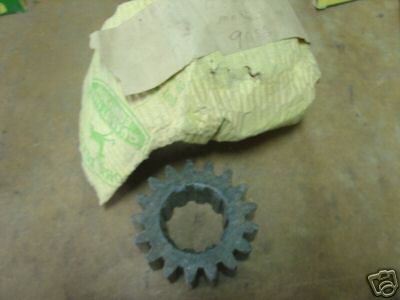 John deere a nos differential gear A581R