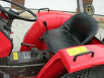 Massey ferguson 1020 4X4 diesel tractor very nice 