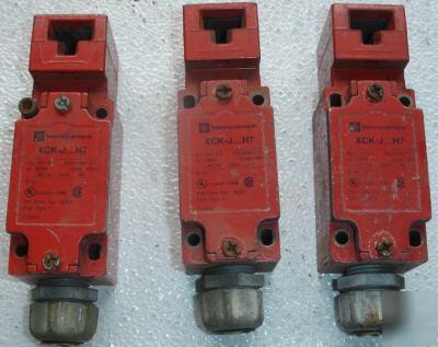 Telemecanique safety switch xck J7910H7