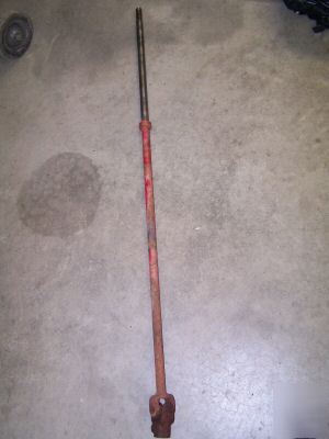 Rear steering shaft for farmall 400
